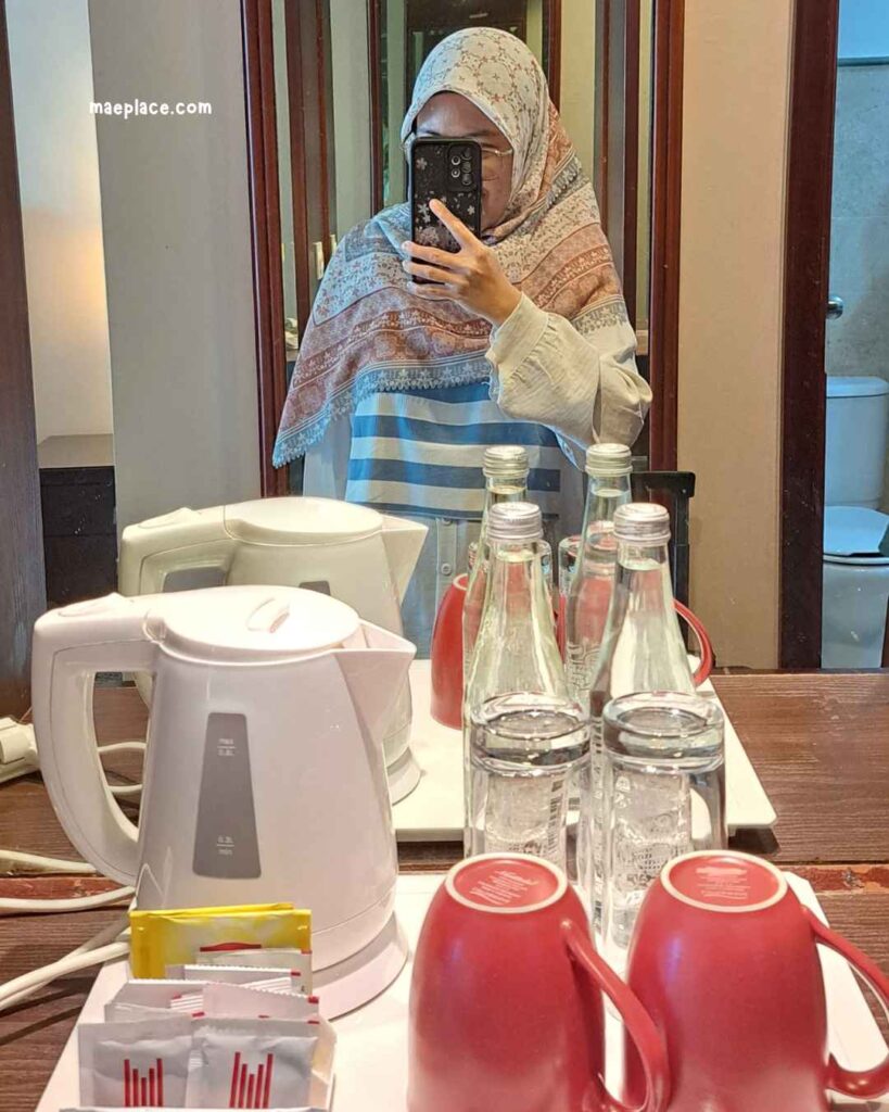 Mini Bar Millenium Hotel Sirih Jakarta