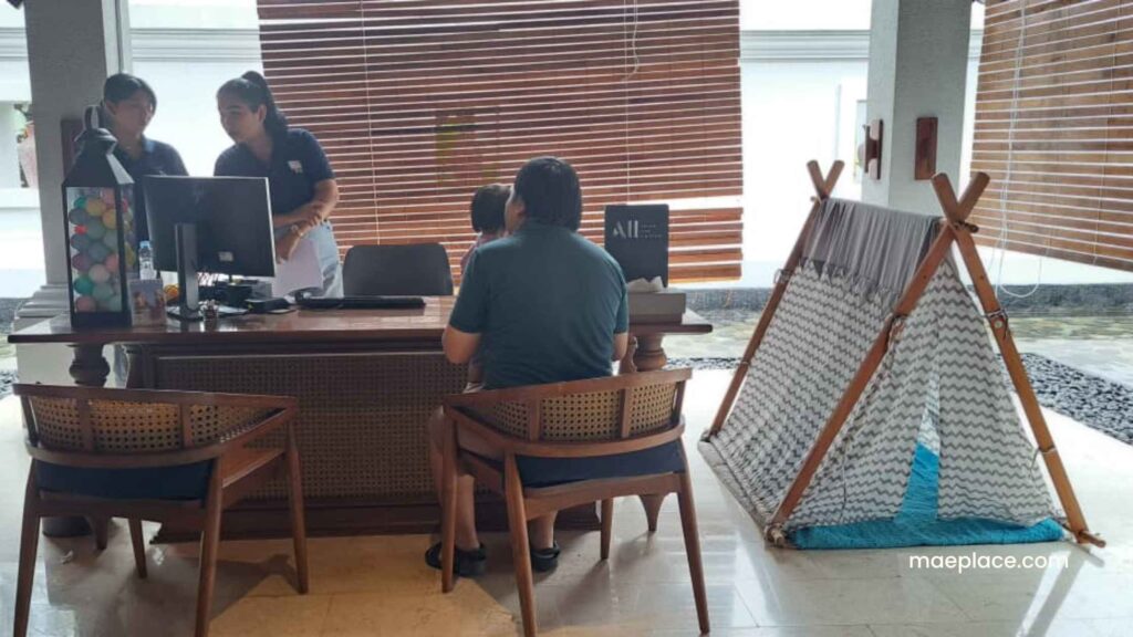 kehilangan kartu hotel saat liburan