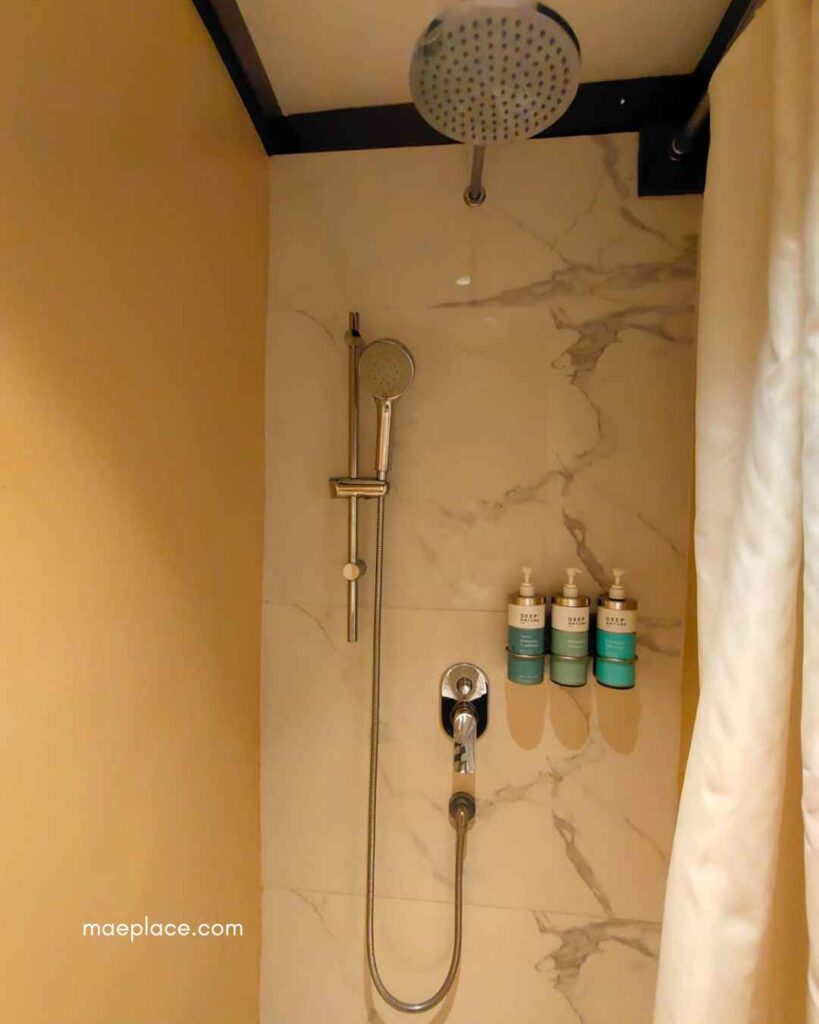 Area shower